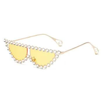 Moda Cat Eye Diamond Óculos de Sol das Mulheres da Marca de Luxo Vintage Triângulo Tons de Metal Óculos de sol Para Femal UV400