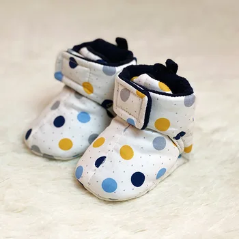 Recém-nascido de Outono Inverno Criança Bebê Sapatos Quentes 0-1 Anos Bonito Padrão de Recém-nascidos Macio Criança Anti-derrapante Primeiro Walker Sapatos de Algodão